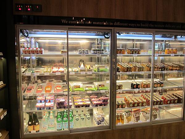 高雄。LA ONE IMG_4954