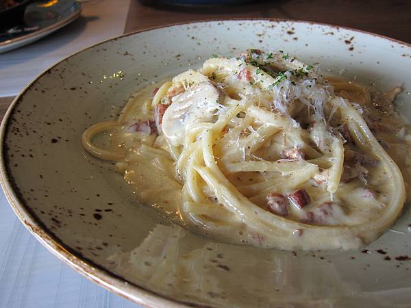 奶油培根義大利麵 IMG_4930