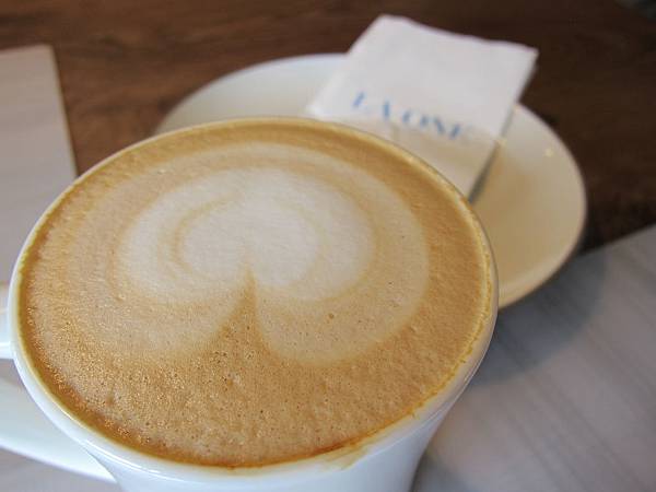 熱拿鐵 IMG_4896