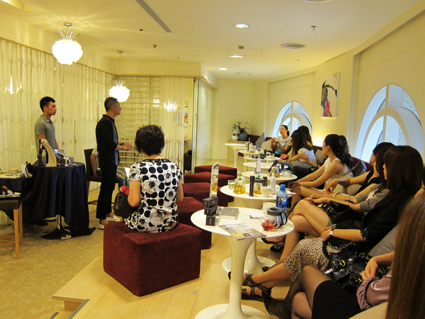 馬汀.海納森<2010.06.19>遠企活動 馬汀.海納森<2010.06.19>遠企活動