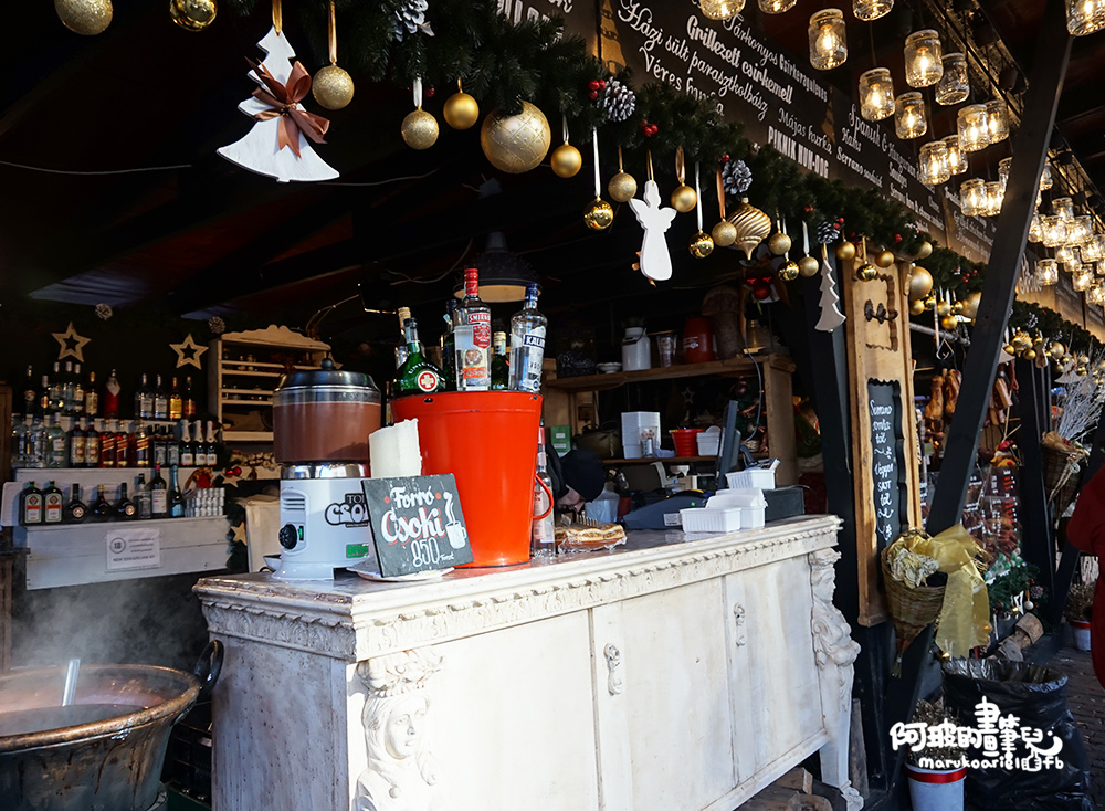 0103-Budapest-18-1.jpg 0103-Budapest-18-1.jpg