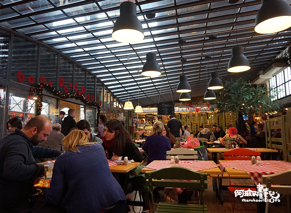 0103-Budapest-24-1.jpg 0103-Budapest-24-1.jpg