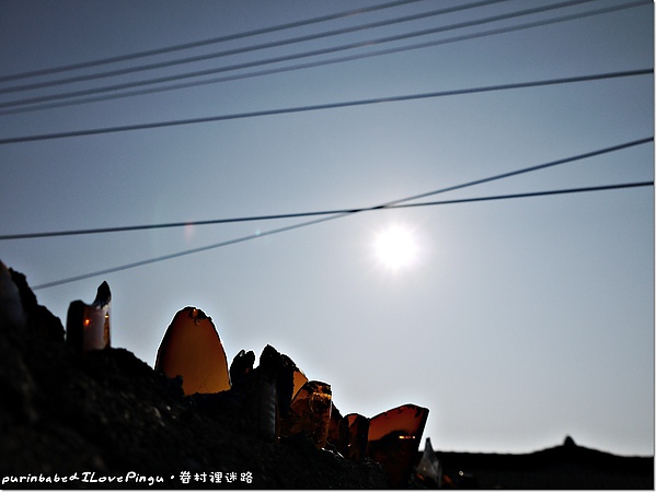 18酒瓶碎片牆.JPG 18酒瓶碎片牆.JPG