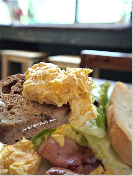 25麵包.JPG 25麵包.JPG