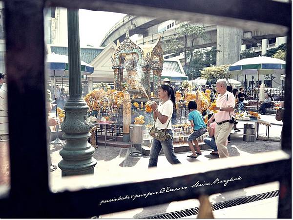 3望進四面佛.JPG 3望進四面佛.JPG