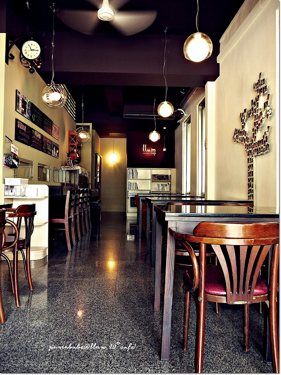 7店內全景 7店內全景