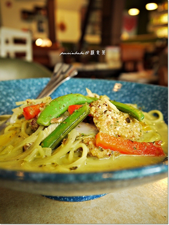 29蔬菜起司雞排義大利麵