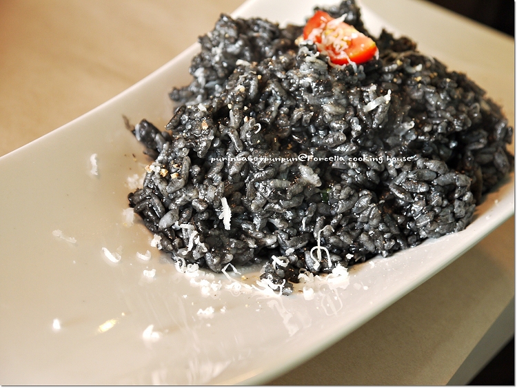 29黑黑墨汁墨魚燉飯