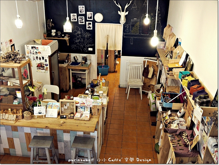 10工作台雜貨區