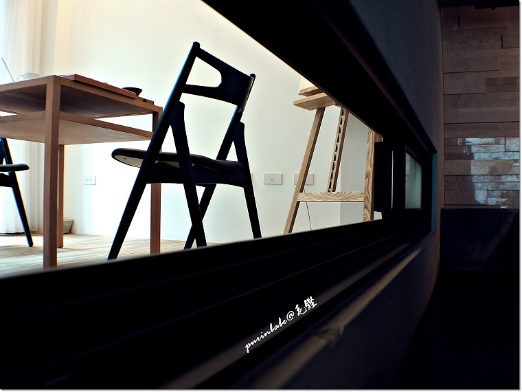 22窗內包廂 22窗內包廂