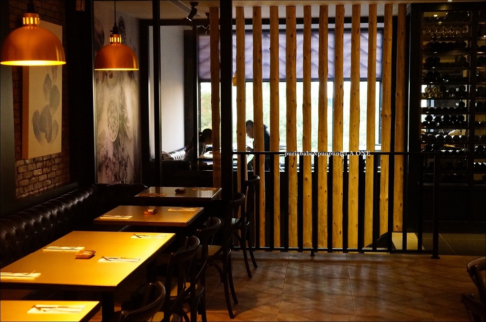 8沙發區3 8沙發區3