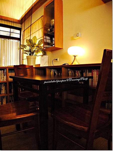 10店內.JPG 10店內.JPG