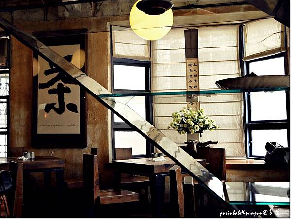 14店內2.JPG