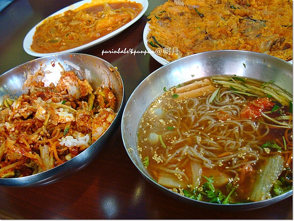 26一桌紅.jpg 26一桌紅.jpg