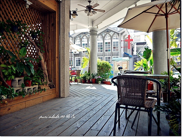 2望向教堂.jpg 2望向教堂.jpg