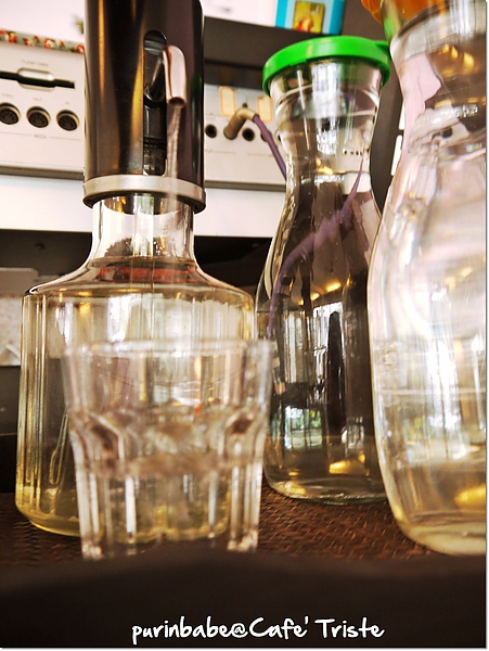 19倒水.jpg 19倒水.jpg