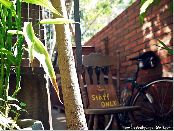 9院子.jpg 9院子.jpg