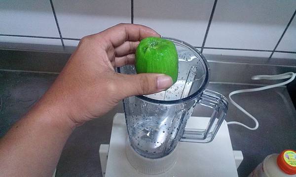 IMAG0800