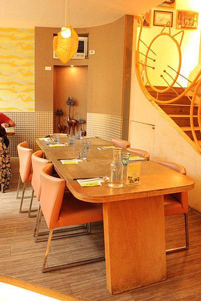 1946422425.jpg 1946422425.jpg