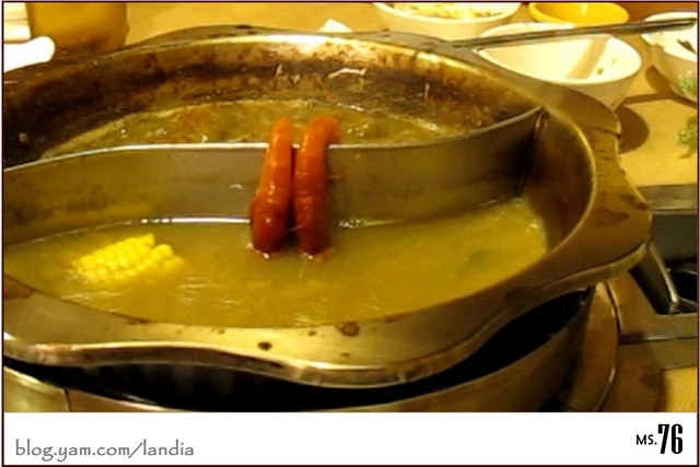 米特，味玩待敘 © MEAT｜2011,09,22【食記】台北亨記鴛鴦麻辣火鍋吃到飽撫遠店食記008