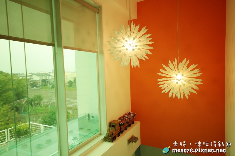 米特，味玩待敘｜部落格 © MEAT76｜2012-12-10-2｜【宜蘭住宿】羅東民宿｜調色盤築夢會館 La Palette｜繽紛跳耀色彩中的夢想圓舞曲024.jpg