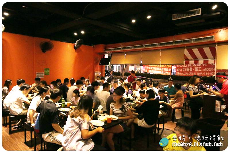 米特，味玩待敘｜部落格 © MEAT76｜台灣美食部落客｜2014-07-27-7【台北食記。內湖】超越原味炭烤牛排｜牛排餐廳｜高品質牛排便宜吃，大口吃肉好過癮 →《捷運美食》近捷運內湖站、大湖公園005.png