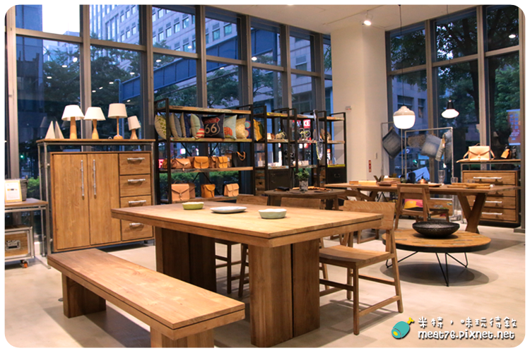 米特，味玩待敘｜部落格 © MEAT76｜台灣美食旅遊部落客｜2014-08-18-1《捷運美食》【台北食記。內湖】Mountain cafe×Mountain Living｜主題複合式下午茶咖啡廳｜居家風的舒實感，激發家的設計靈感傢俱館 →近捷運西湖站、內湖科學園區014.png