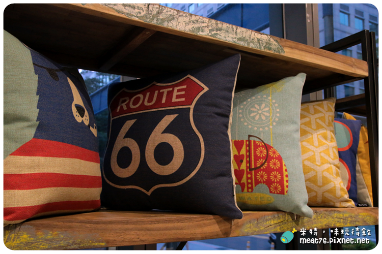 米特，味玩待敘｜部落格 © MEAT76｜台灣美食旅遊部落客｜2014-08-18-1《捷運美食》【台北食記。內湖】Mountain cafe×Mountain Living｜主題複合式下午茶咖啡廳｜居家風的舒實感，激發家的設計靈感傢俱館 →近捷運西湖站、內湖科學園區021.png