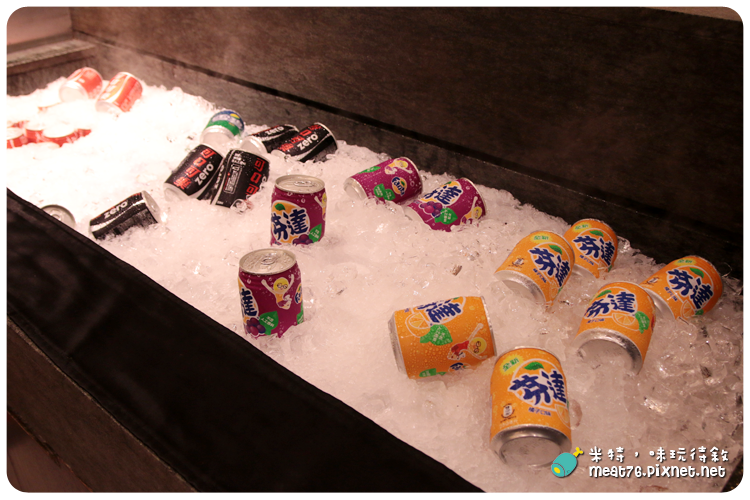 米特，味玩待敘｜部落格 © MEAT76｜台灣美食旅遊部落客｜2014-09-26-5【台北東區。蔬食料理】果然匯｜蔬果料理的混搭滋味輕享受 → 近捷運忠孝復興站、明曜百貨12樓 《捷運美食》窩客島體驗合作009.png