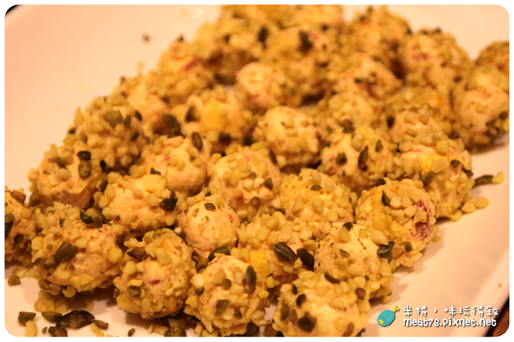 米特，味玩待敘｜部落格 © MEAT76｜台灣美食旅遊部落客｜2014-09-26-5【台北東區。蔬食料理】果然匯｜蔬果料理的混搭滋味輕享受 → 近捷運忠孝復興站、明曜百貨12樓 《捷運美食》窩客島體驗合作037.png