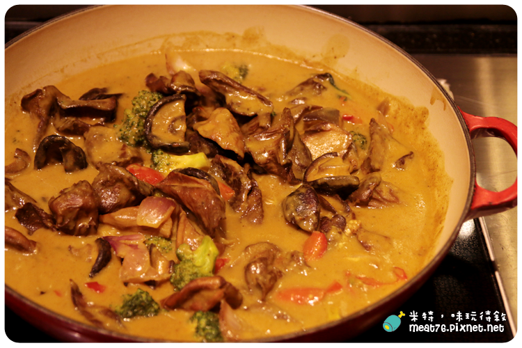 米特，味玩待敘｜部落格 © MEAT76｜台灣美食旅遊部落客｜2014-09-26-5【台北東區。蔬食料理】果然匯｜蔬果料理的混搭滋味輕享受 → 近捷運忠孝復興站、明曜百貨12樓 《捷運美食》窩客島體驗合作041.png