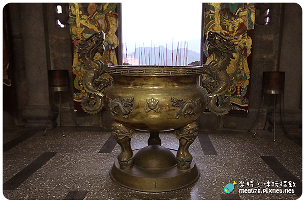 米特，味玩待敘｜部落格 © MEAT76｜台灣美食旅遊親子部落客｜2015-02-19-4【新北汐止。廟宇／爬山景點】拱北殿｜台北過年走春、拍攝秋楓熱門景點(羕2M13D)-015.png