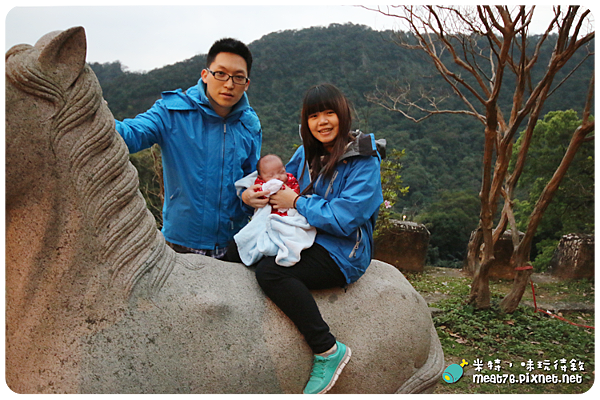 米特，味玩待敘｜部落格 © MEAT76｜台灣美食旅遊親子部落客｜2015-02-19-4【新北汐止。廟宇／爬山景點】拱北殿｜台北過年走春、拍攝秋楓熱門景點(羕2M13D)-023.png