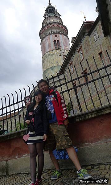 庫倫洛夫(12)-晚點再來爬後面的彩繪塔