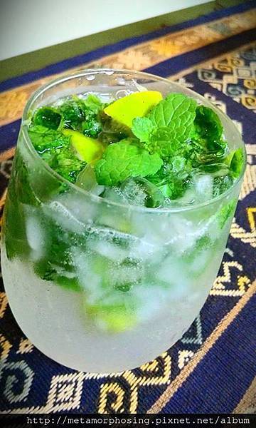 1176117_10200946344673349_476733427_n