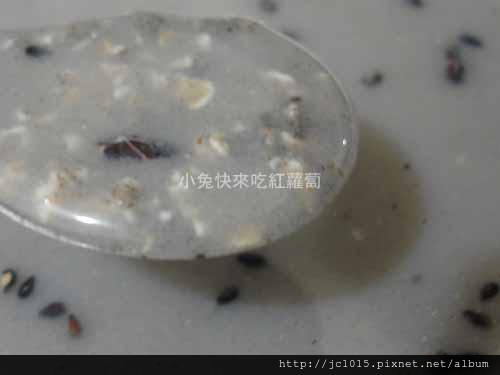 食用照(克寧臻品穀奶試吃3) 食用照(克寧臻品穀奶試吃3)