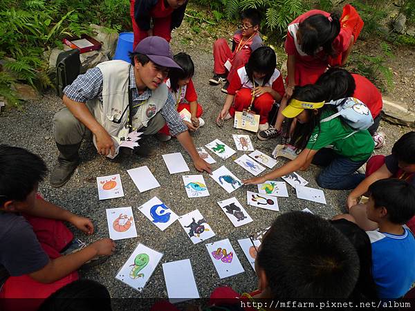 阿土關主很認真的幫大家解說... (5).JPG 阿土關主很認真的幫大家解說... (5).JPG