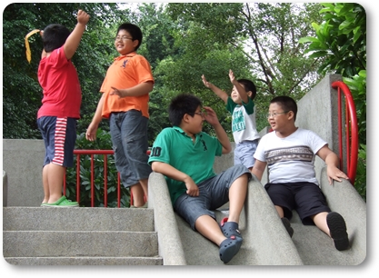 5個男孩.JPG 5個男孩.JPG