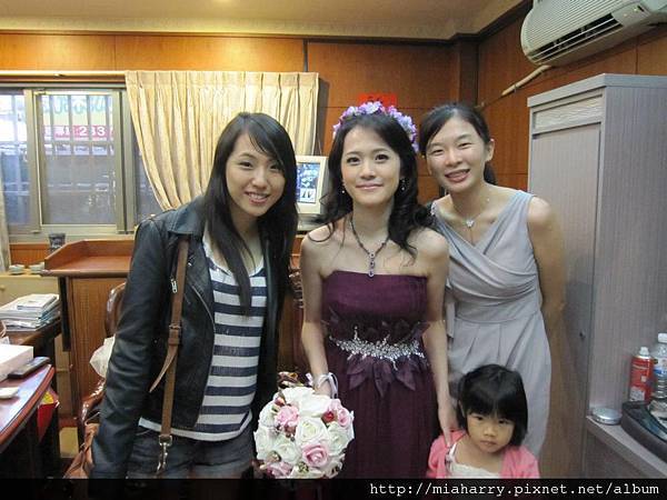 292216_10150971130340330_600285329_12507512_1909018167_n