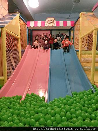 貝兒絲0-6歲親子館 貝兒絲0-6歲親子館