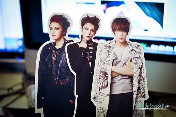 2013-01-26-Jaejoong-FM-goods-1 2013-01-26-Jaejoong-FM-goods-1