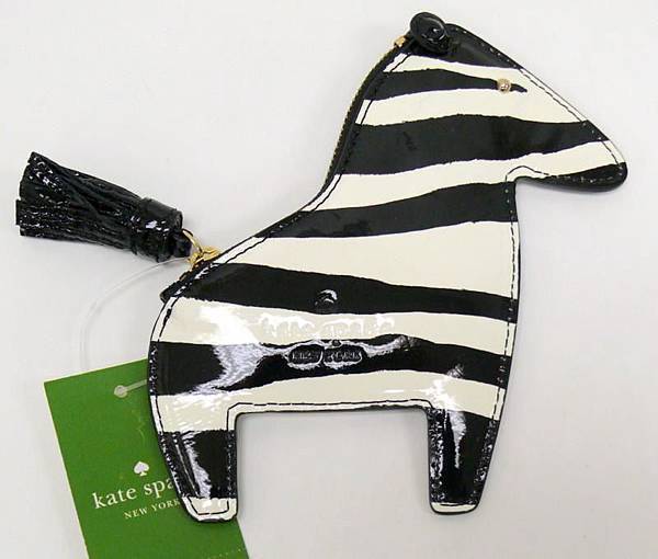 310060_448575445207622_642599809_n