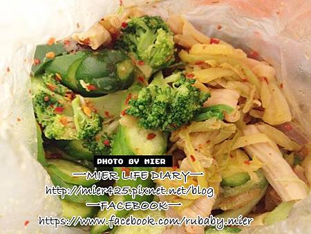 ►銅板美食 三和夜市 小龍大腸麵線 小楊脆腸 炸飯糰◄