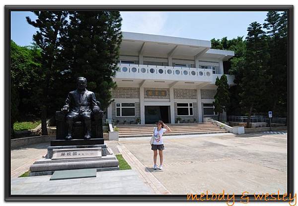 DSC_0595.JPG DSC_0595.JPG