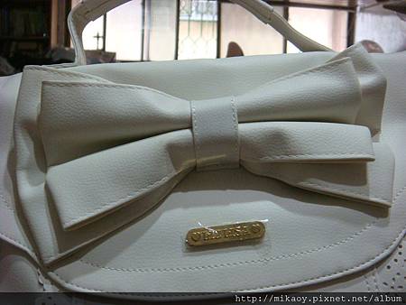 LIZ LISA 蝴蝶結近拍