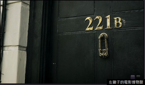 221B 221B