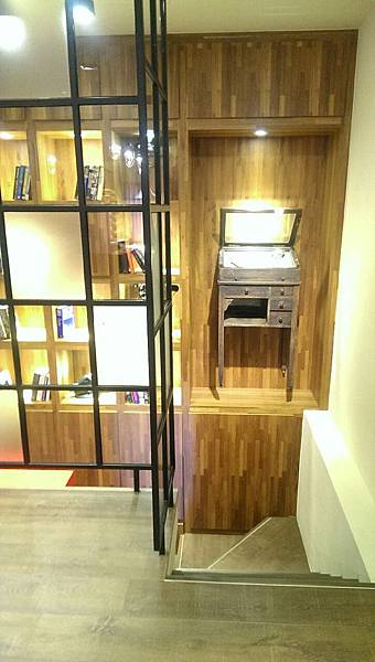 1418543645137 1418543645137