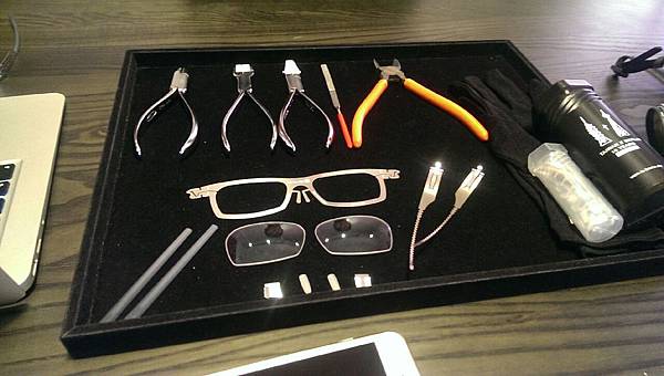 1418543761851 1418543761851