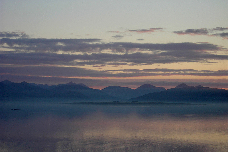 PDRM1811.jpg PDRM1811.jpg