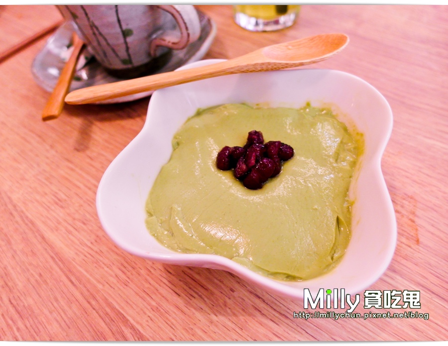 RR00065.jpg RR00065.jpg